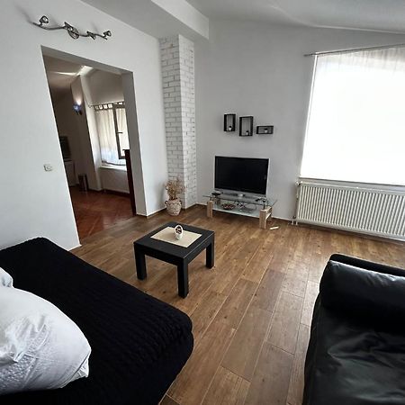 Apartments Petrovic Pirovac Kültér fotó